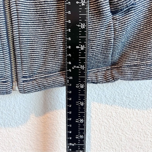 Christopher & Banks Women's Jacket Size Large Full Zip Blue Silver EUC - Picture 11 of 12